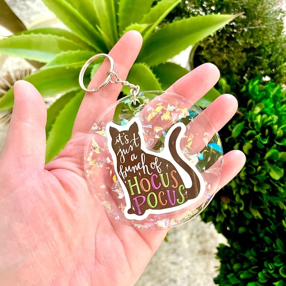 Hocus Pocus Keychain - Picture 3 of 4